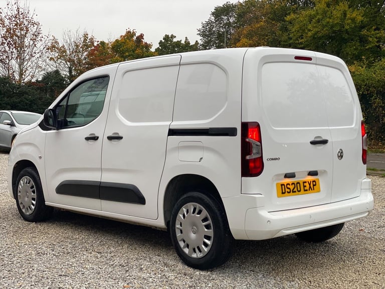 2020 Vauxhall Combo 1.6 Turbo D 2300 Sportive L1 H1 Euro 6 (s/s) 4dr PANEL VAN Diesel Manual