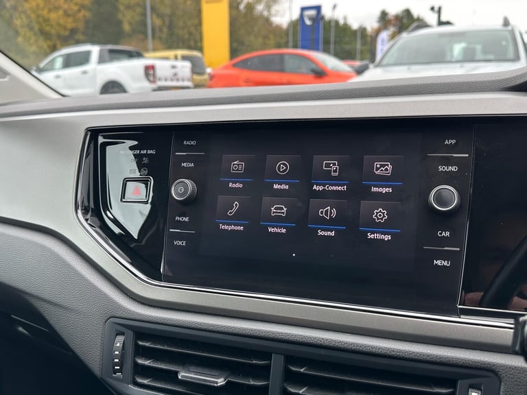 2018 Volkswagen Polo 1.0 SE Euro 6 (s/s) 5dr HATCHBACK Petrol Manual