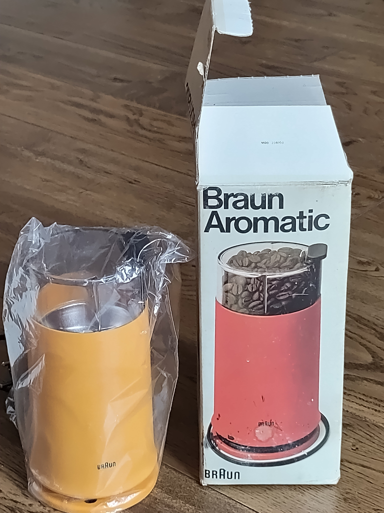 Braun aromatic coffee grinder new