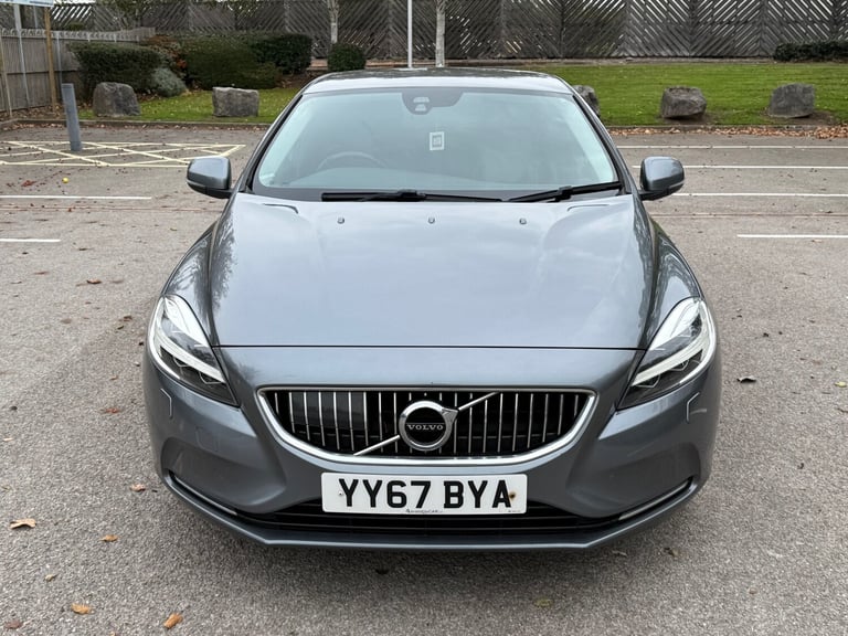 2017 Volvo V40 D2 [120] Inscription 5dr HATCHBACK Diesel Manual