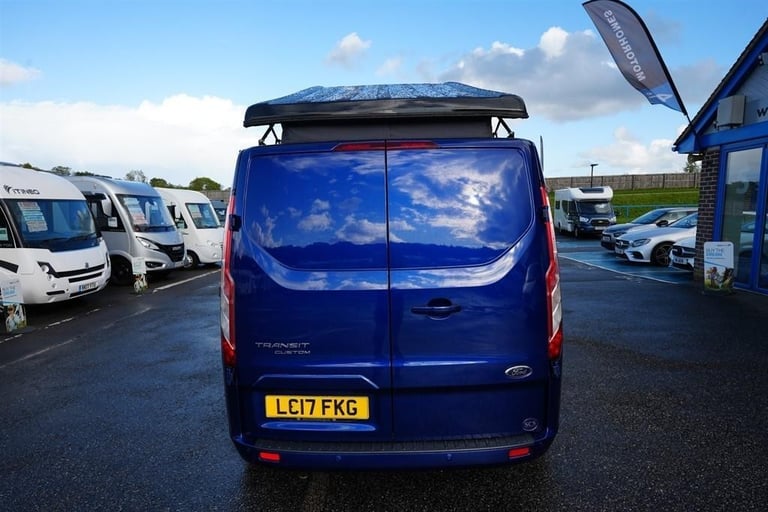 Ford Transit CUSTOM DUB HUT 4 BERTH 5 TRAVEL SEAT MOTORHOME