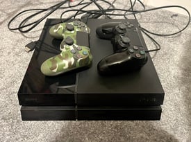 PS4 +2 controllers