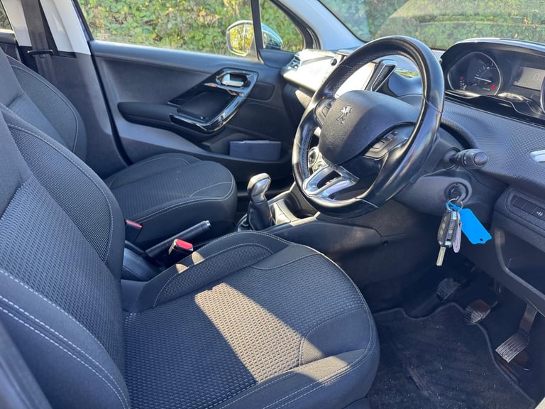 2017 Peugeot 208 1.2 Allure 5Dr Hatch £4250