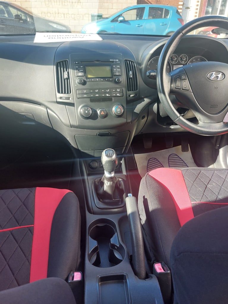 2011 Hyundai i30 1.6 CRDi Comfort 5dr HATCHBACK Diesel Manual
