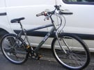 MANS 26&quot; WHEEL BIKE 20&quot; FRAME HARDLY BEEN USED NO RUST