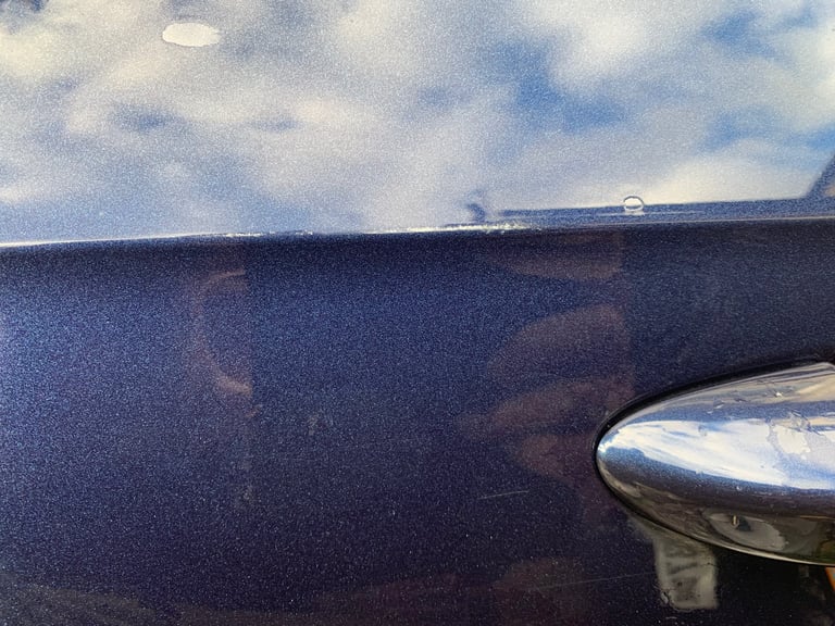 Volkswagen Passat b7 front door LH5X paint code 