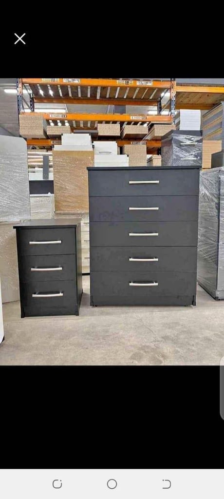 Modern Bedroom Furniture. Bedroom Suit Includes Bedside Tables, Chest of Drawers and Wardrobes
