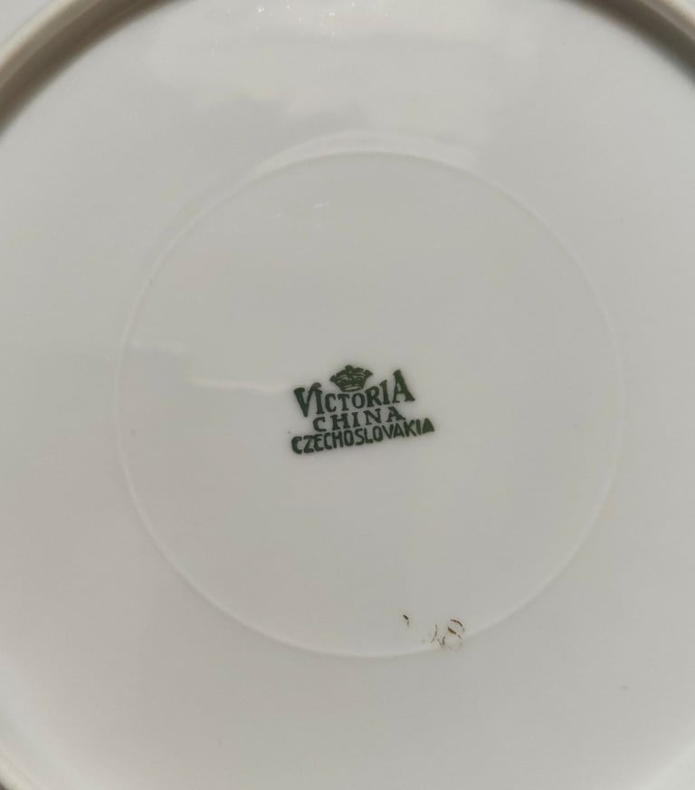 Vintage Victoria China Serving Platter/Plate. Made In Czechoslovakia