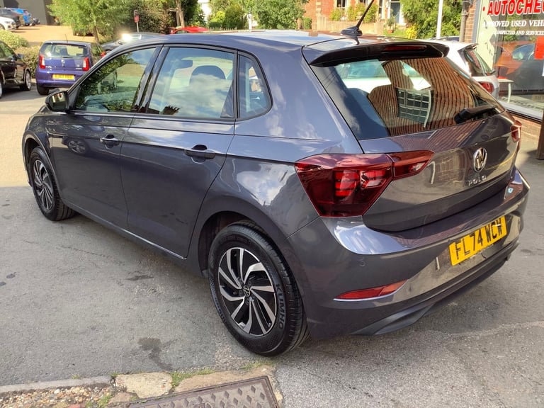 2024 Volkswagen Polo LIFE Hatchback Petrol Manual
