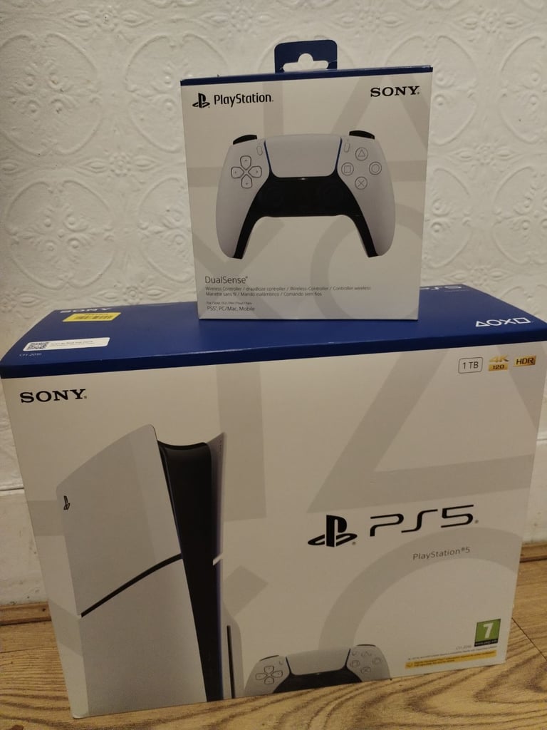 Playstation 5 Disc Edition 1 TB + extra controller