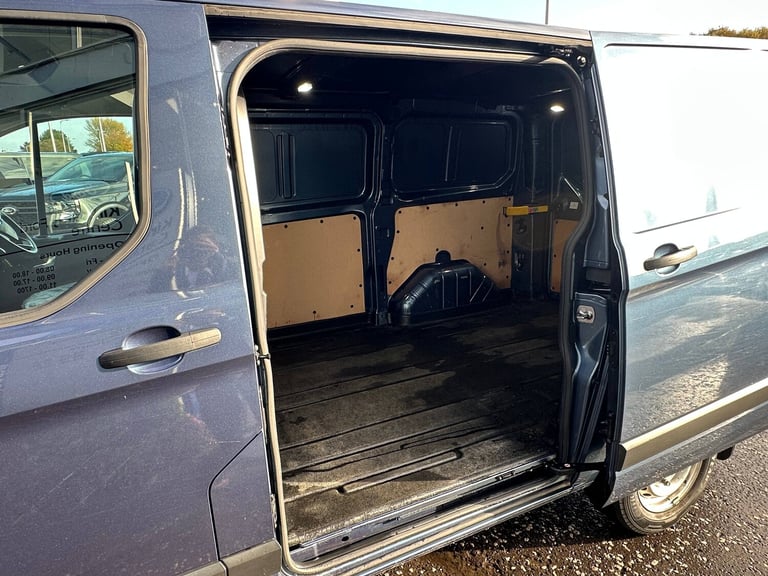 2022 Ford Transit Custom 2.0 EcoBlue 130ps Low Roof Trend Van PANEL VAN DIESEL Manual