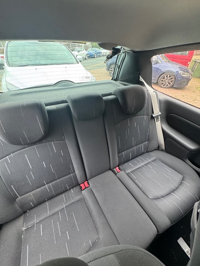 Renault, CLIO, Hatchback, 2004, Manual, 1149 (cc), 3 doors