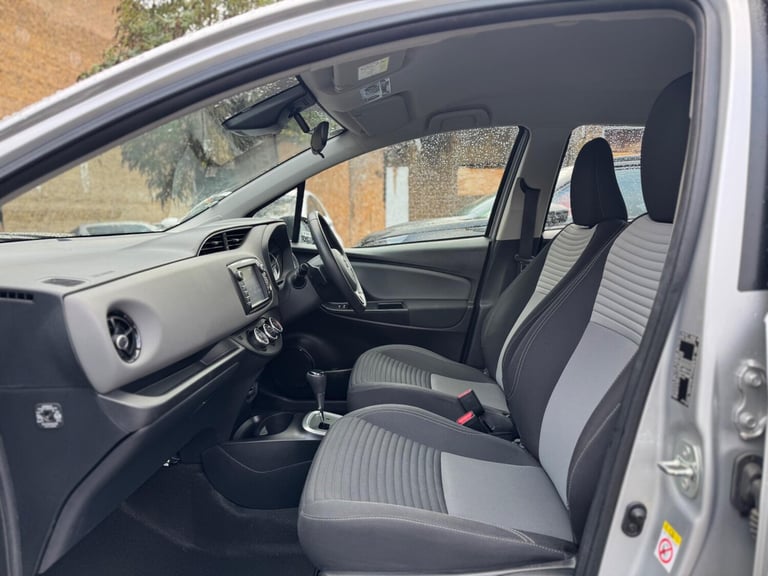 2018 Toyota Yaris 1.5 VVT-i Icon CVT Euro 6 5dr HATCHBACK Petrol Automatic