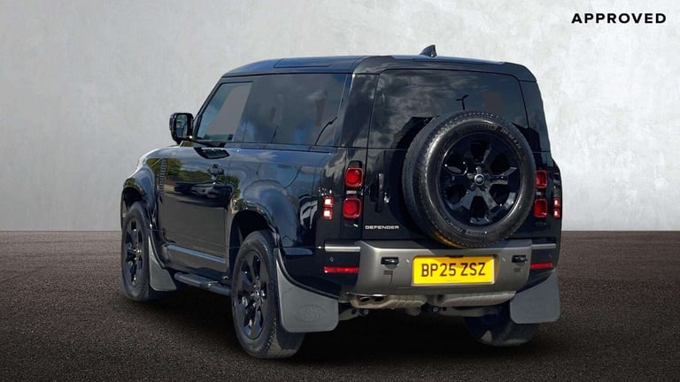 2025 Land Rover Defender 3.0 D250 X-Dynamic SE 90 3dr Auto ESTATE DIESEL Automatic