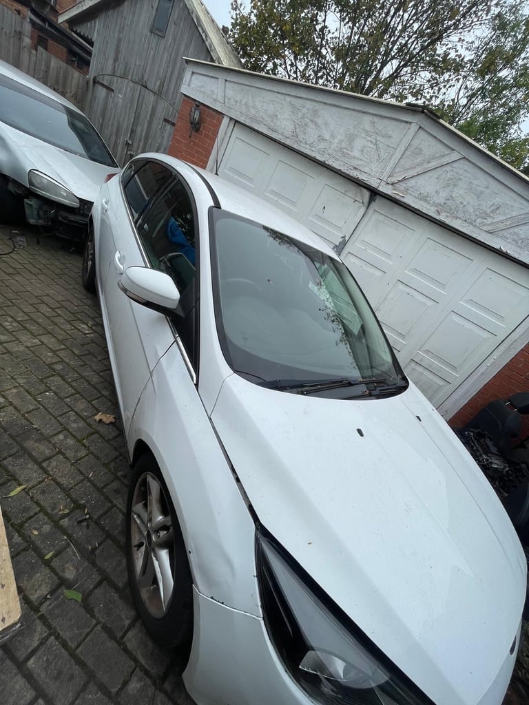 Ford focus 1.0Ecoboost breaking 
