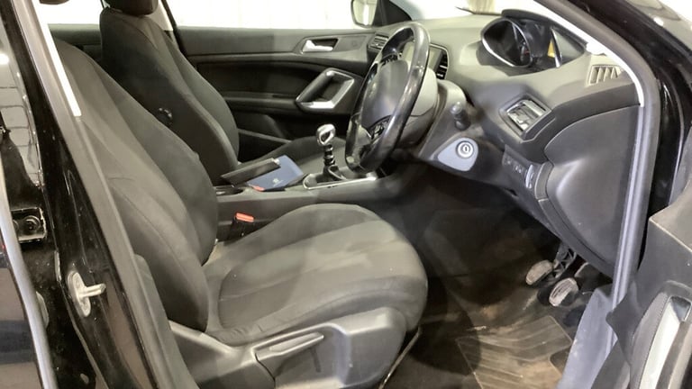 2016 Peugeot 308 1.6 BlueHDi 120 Active 5dr HATCHBACK Diesel Manual