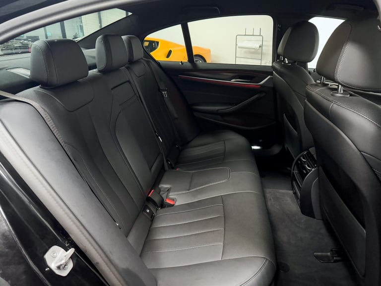 2022 BMW 5 Series 520i M Sport Saloon SALOON Petrol/Electric Hybrid Automatic