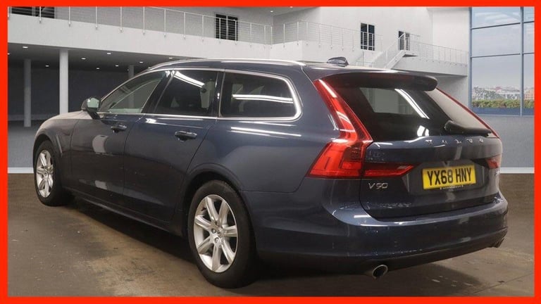 2018 Volvo V90 2.0 D4 Momentum Estate 5dr Diesel Auto Euro 6 (s/s) (190 ps) ESTATE Diesel Automatic