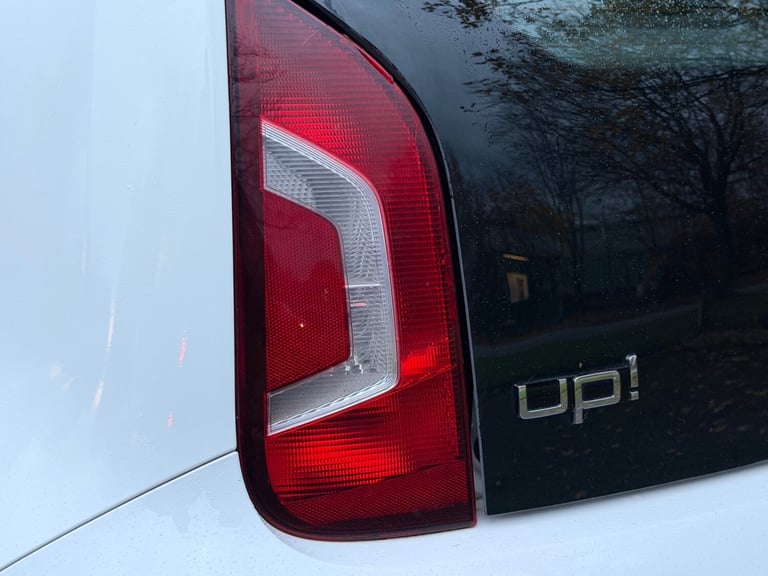 2015 Volkswagen up! 1.0 Move Up 3dr HATCHBACK Petrol Manual