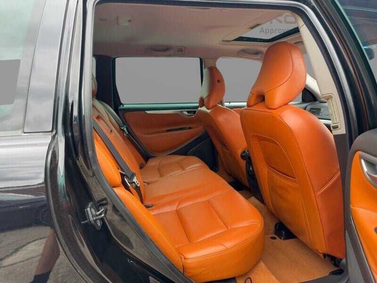 2025 Volvo V70 2.5T SE 5dr Geartronic [RTI NAV] Estate PETROL Automatic