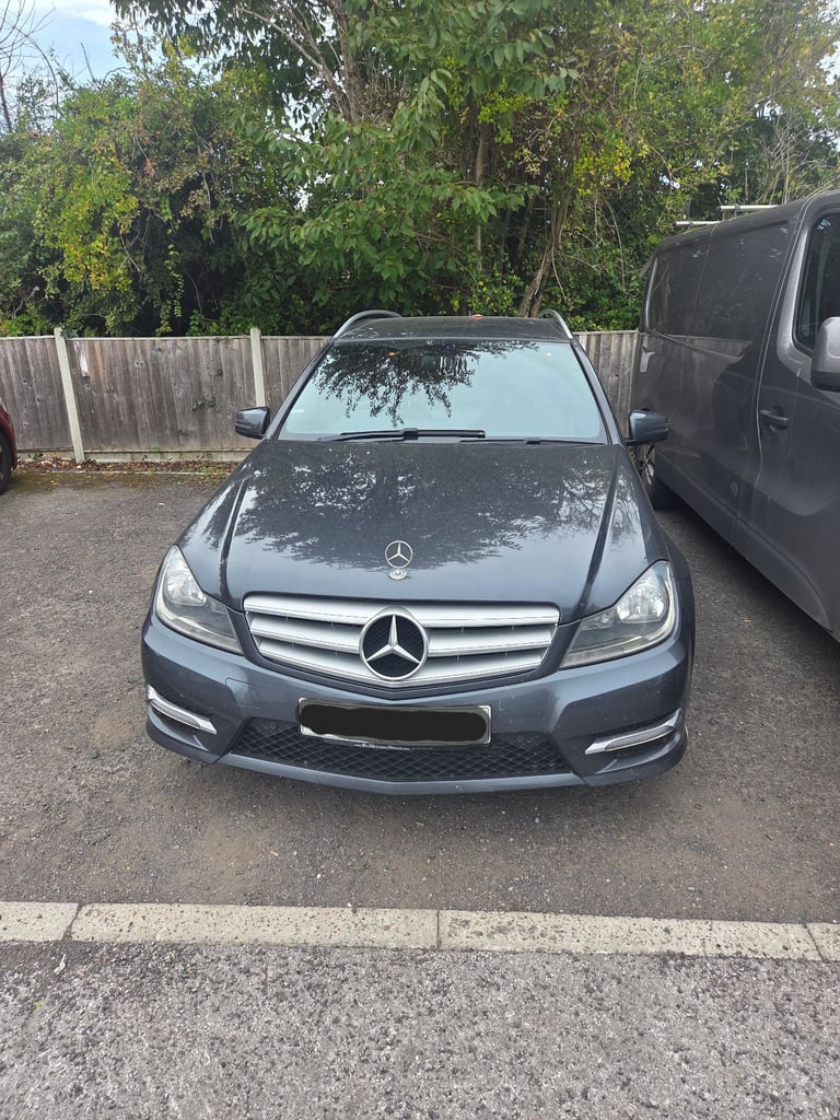 image for Mercedes-Benz, C CLASS, Estate, 2013, Semi-Auto, 2143 (cc), 5 doors