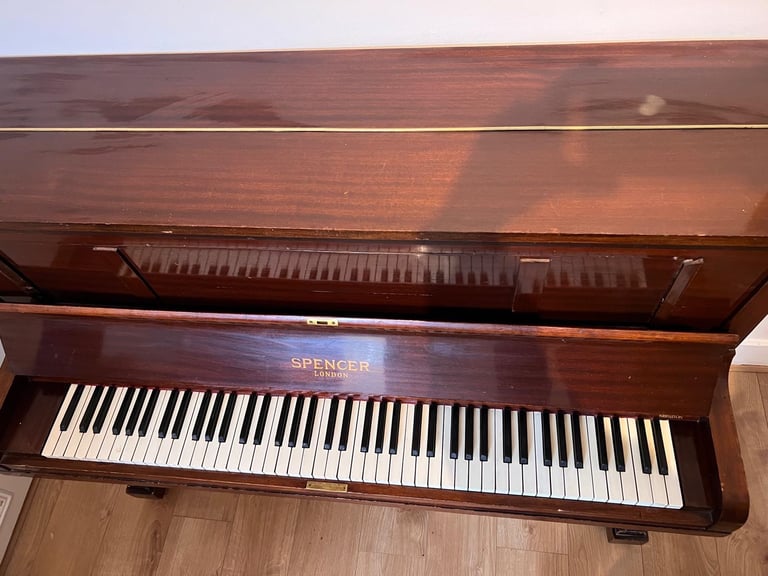 Acoustic piano - Free