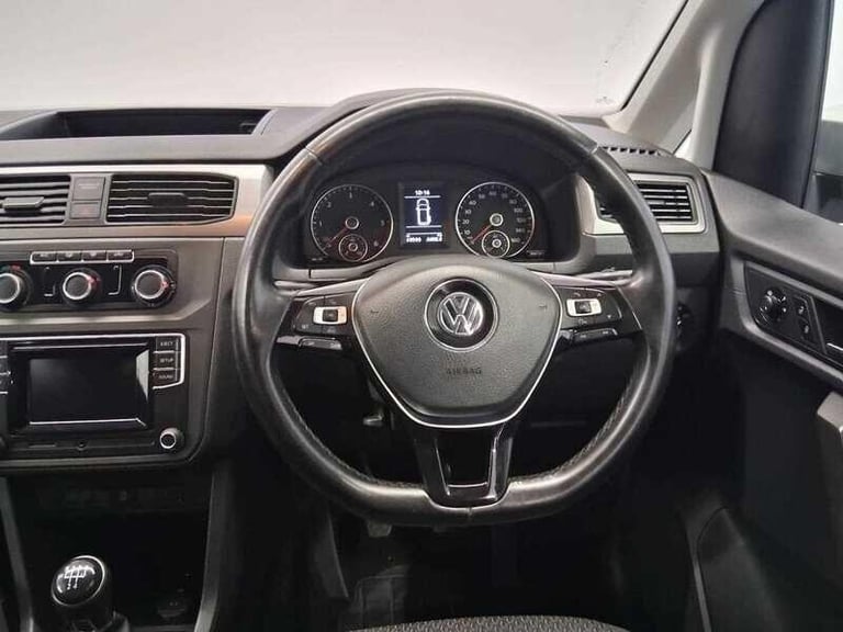 2018 Volkswagen Caddy 2.0 TDi C20 Maxi Combi 5 Seats 5dr MPV Diesel Manual