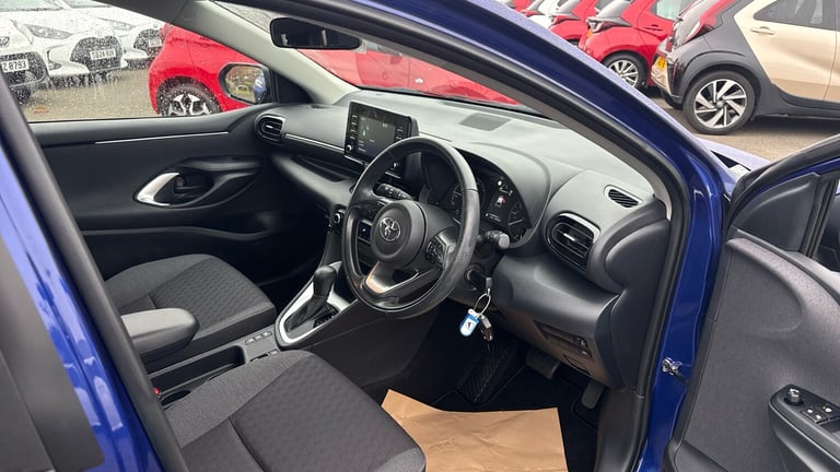 2022 Toyota Yaris 1.5 Hybrid Icon 5dr CVT Hybrid Hatchback Hatchback Hybrid Automatic