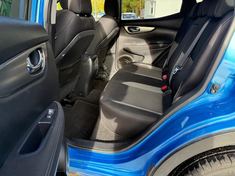 2017 Nissan Qashqai 1.2 DIG-T N-Connecta Euro 6 (s/s) 5dr HATCHBACK Petrol Manual