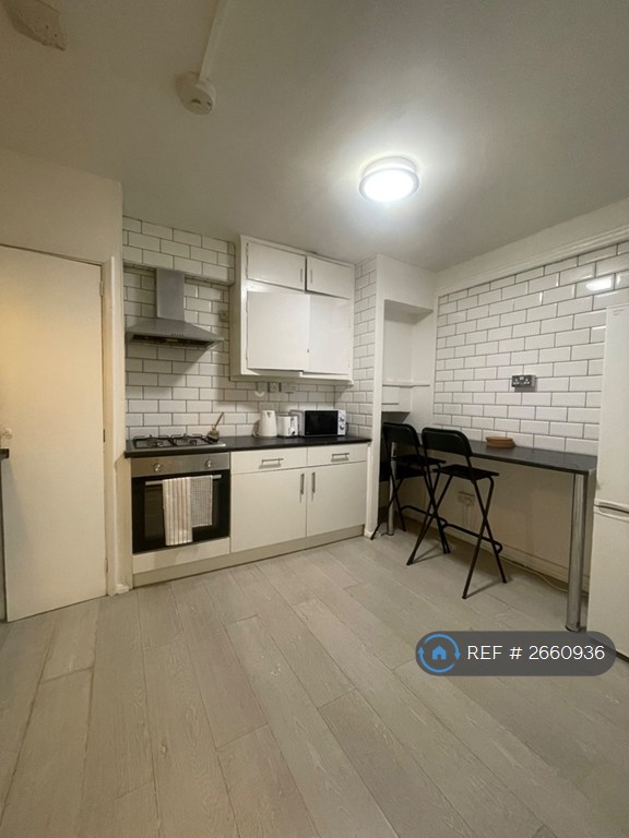 2 bedroom flat in Broadhurst Gardens, London, NW6 (2 bed) (#2660936)