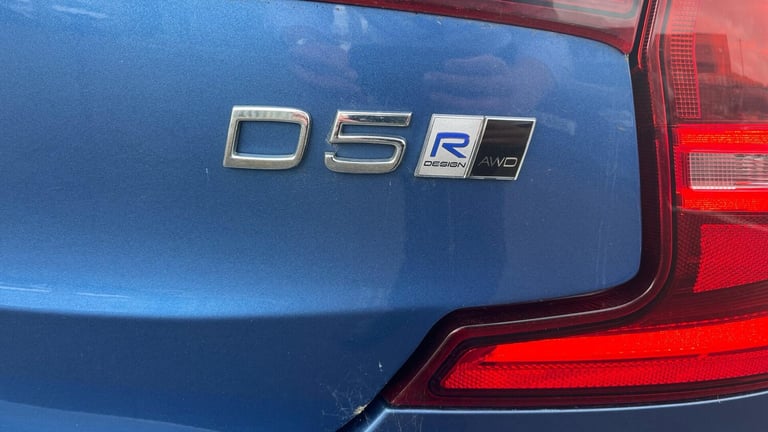 2017 Volvo S90 D5 PowerPulse AWD R-Design Pro Automatic SALOON Diesel Automatic
