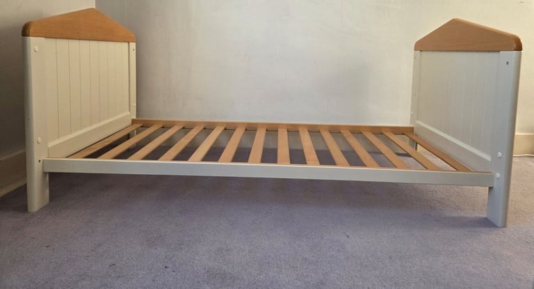 Nursery Furniture BUNDLE Wardrobe, Chest of Drawers/Changing Table, Bed GREAT Condition