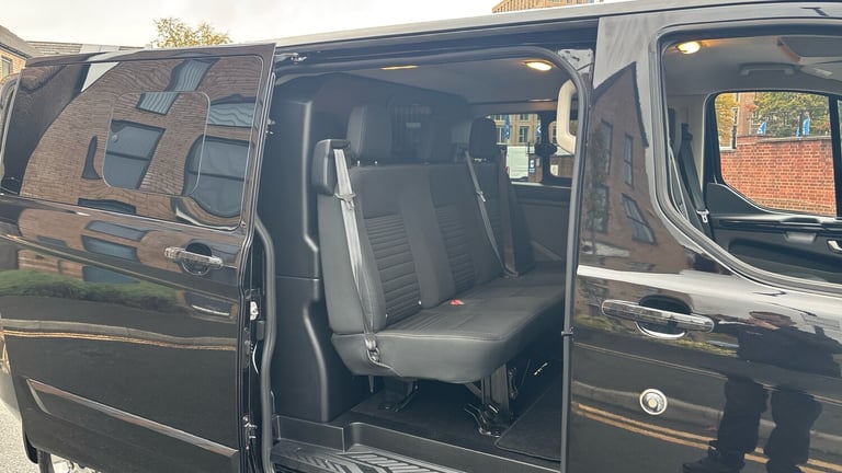 2023 Ford Transit Custom 2.0 EcoBlue 170ps Low Roof D/Cab Limited Van Auto PANEL VAN DIESEL Autom...