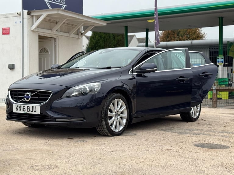 2016 Volvo V40 2.0 D3 SE Lux Nav Euro 6 (s/s) 5dr HATCHBACK Diesel Manual