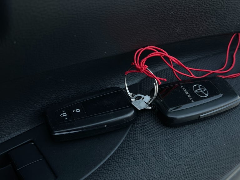 2022 Toyota Corolla TOURING ESTATE GX SILVER 1.8L PETROL HYBRID ELECTRIC AUTOMATIC 5 SEATER Estat...