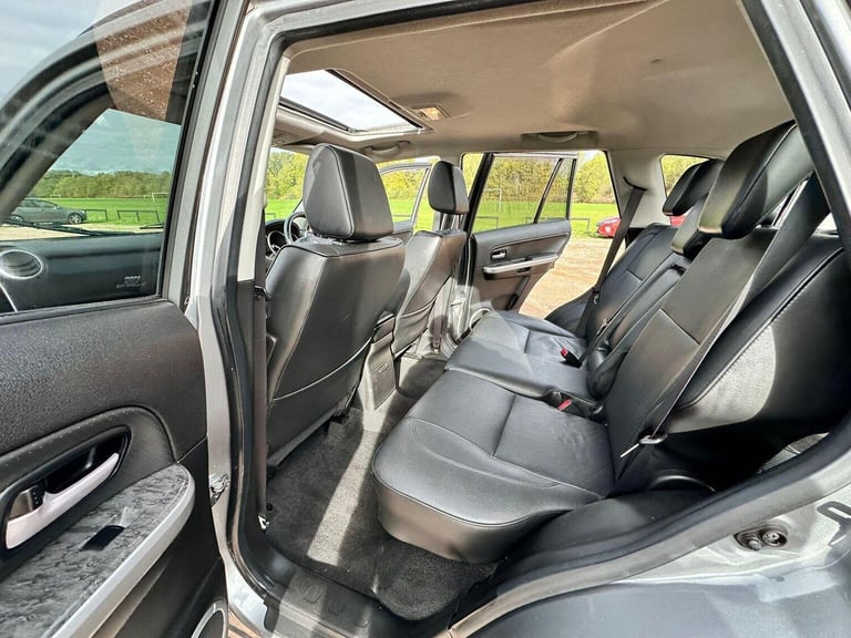 SUZUKI GRAND VITARA 2.4 VVT SZ5 Auto 4WD Euro 4 5dr 2010