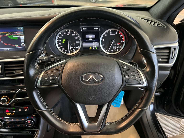 2017 Infiniti Q30 2.0 Q30 Sport AWD Auto 4WD 5dr Hatchback Petrol Automatic