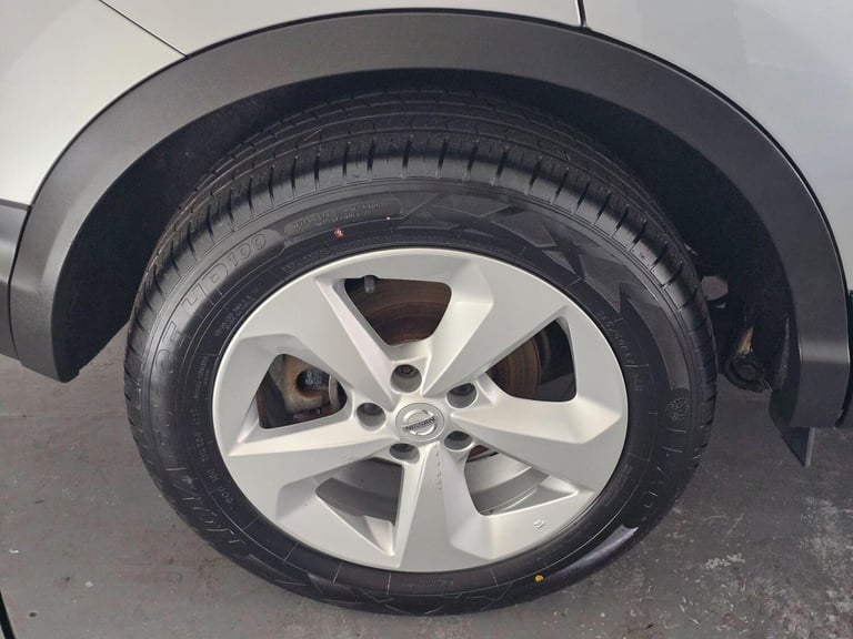 2018 Nissan Qashqai 1.2 DIG-T Acenta XTRON Euro 6 (s/s) 5dr HATCHBACK Petrol Automatic