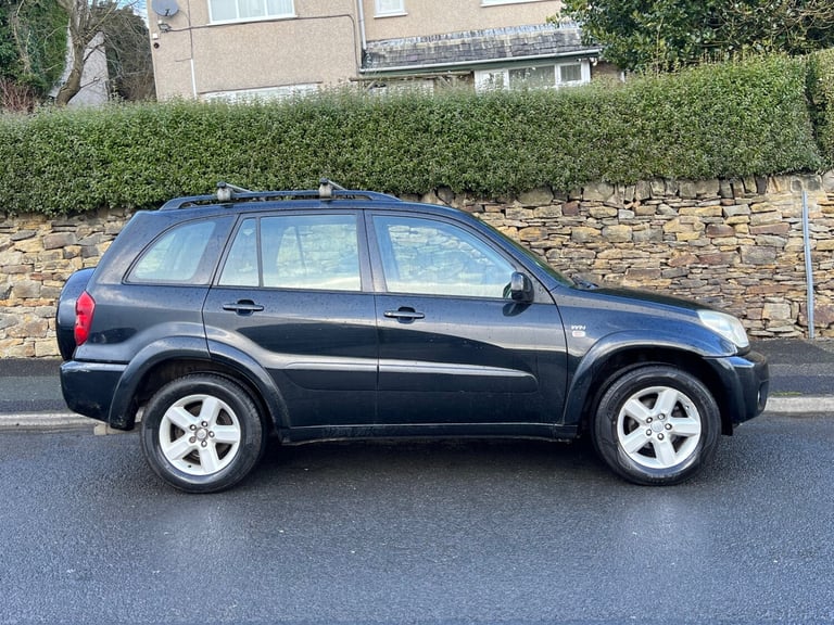 2005 TOYOTA RAV-4 2.0 XT3 VVT-I PETROL MANUAL 5 DOORS BLACK