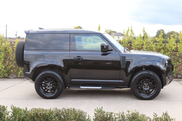 2023 Land Rover Defender 3.0 D250 Hard Top Auto PANEL VAN DIESEL Automatic