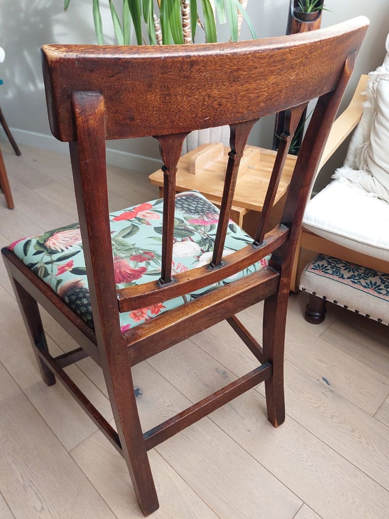 Mohagany wooden chair