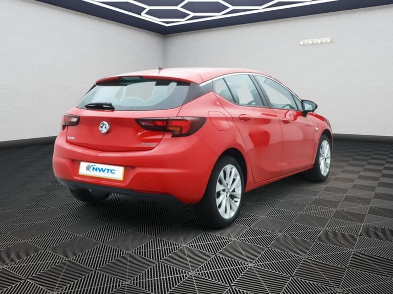 2017 Vauxhall Astra 1.4i Turbo Design Hatchback 5dr Petrol Auto Euro 6 (s/s) (150 ps) F/S/H!1 1 H...