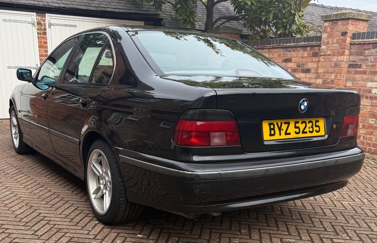 BMW, 523i SE….Low Owners,Low Mileage,Just serviced,Absolute Bargain