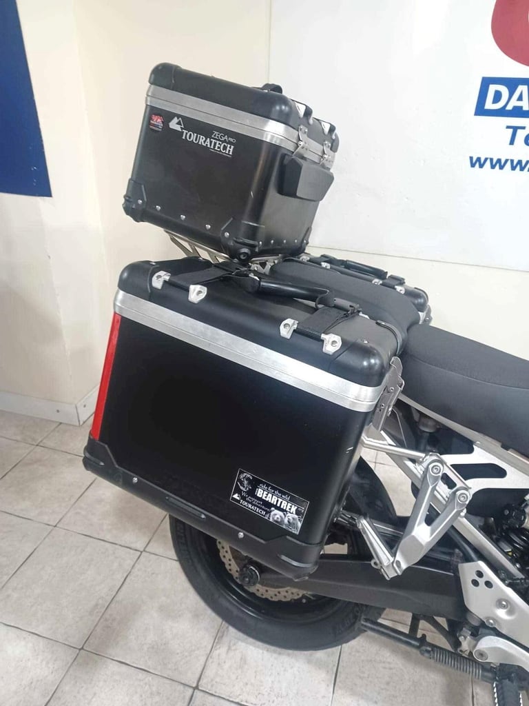 Yamaha XT1200Z SUPER TENERE 12-REG 25365 MILES FULL LUGGAGE £5199.OTR