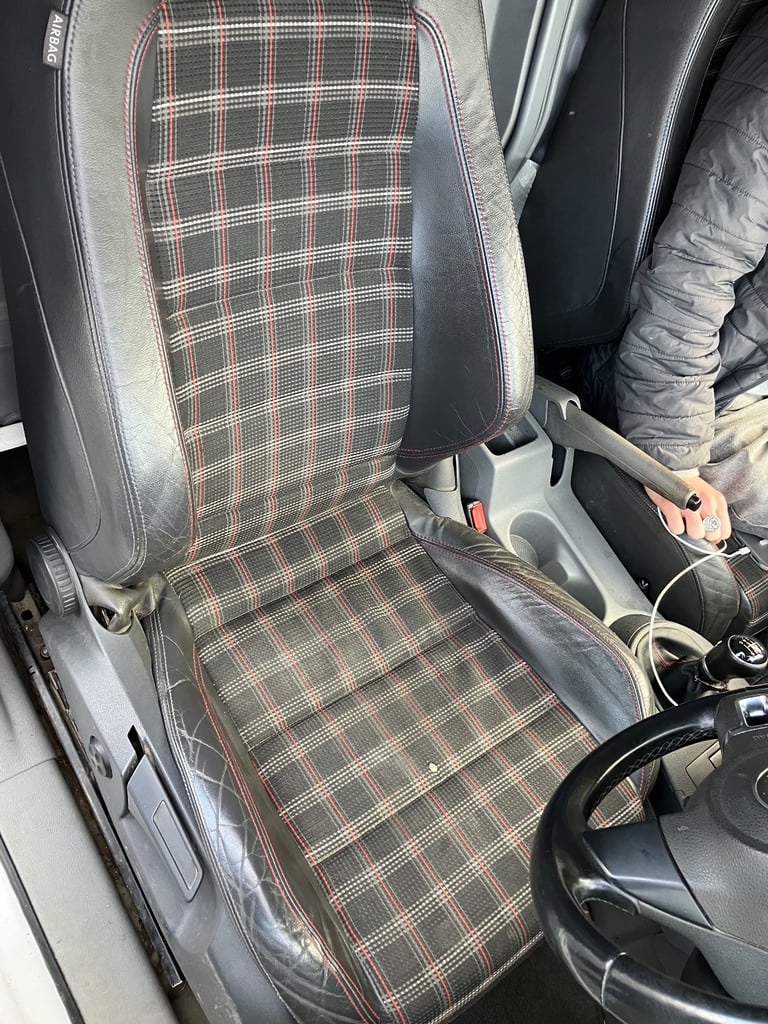Volkswagen gti 2 front seats leather