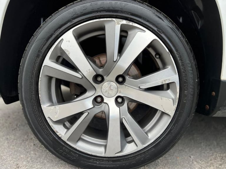  Peugeot 2008 1.6 e-HDi Allure 5dr Diesel