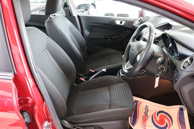 2016 Ford Fiesta 1.0 EcoBoost Zetec 5dr HATCHBACK PETROL Manual