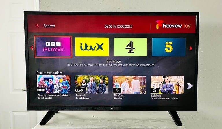 40" JVC SMART HD READY WIFI LED APPS TV FREEVIEW CATCH UP RC & LEGS TOP CONDITION -FREE DELIVERY