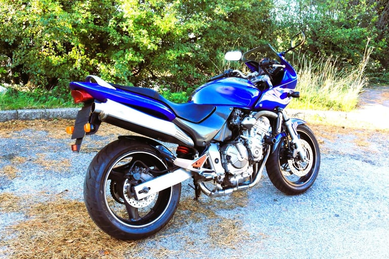 Honda HORNET CB600F 2001