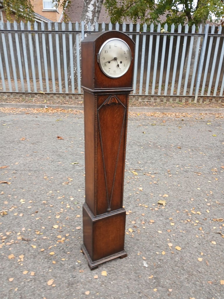 Lovely Oak 1930's Era Grandmother Clock 